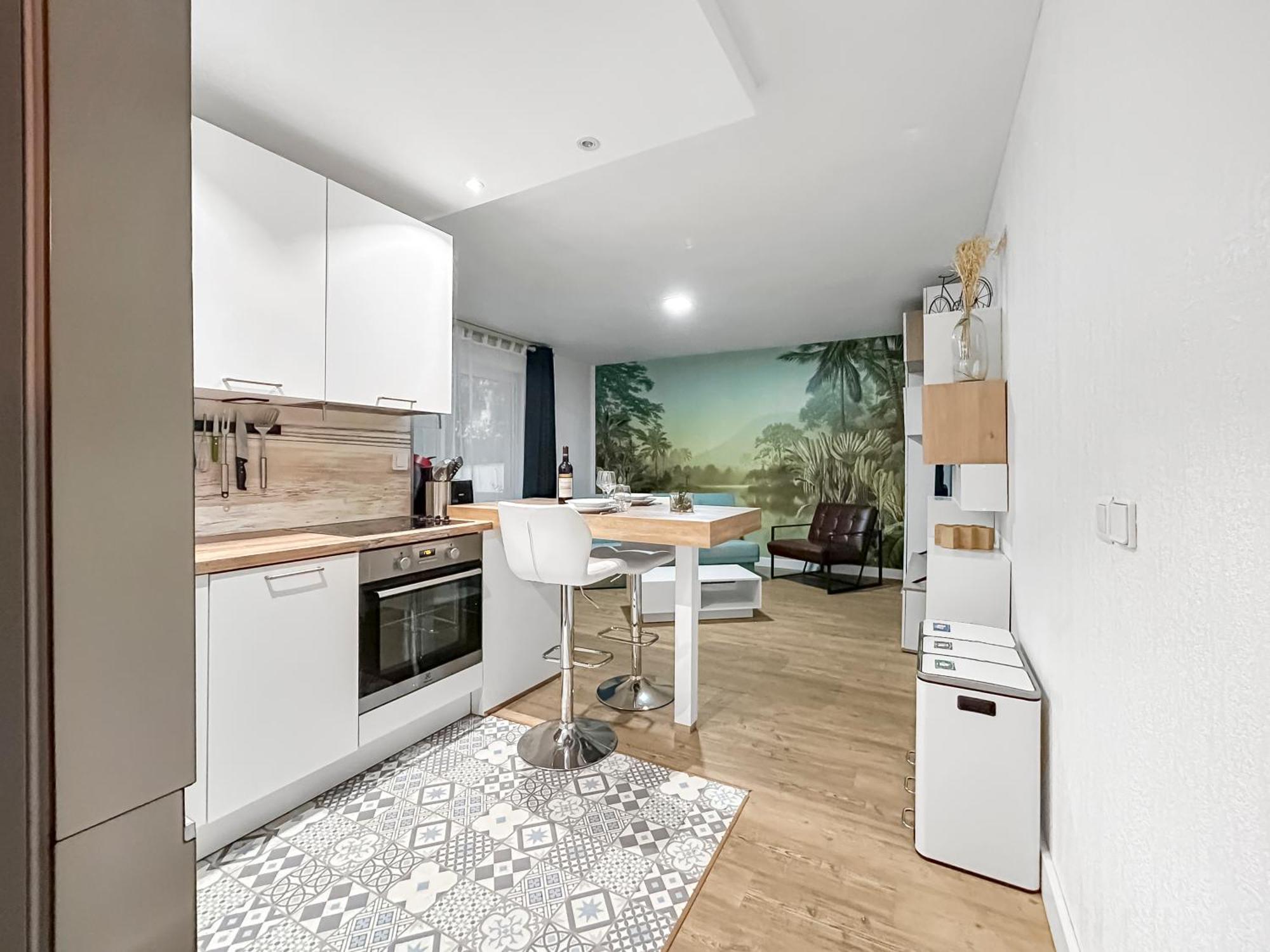 Apartamento Balcon, Parking, Piscine Et Clim' A 2 Pas Du Port Santa Lucia Saint-Raphaël Exterior foto